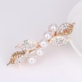 Golden hairpin featuring pearls and colorful rhinestones in a floral leaf design - Large 5 Pearls Champagne