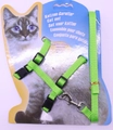 Verstellbares neongrünes Katzen-Geschirr und Leinenset in Einzelhandelsverpackung - Grün