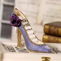 Elegant purple high heel ring holder and jewelry display stand with floral detail - Royal Blue