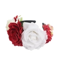 Détail de grandes roses en tissu rouge et blanc sur un serre-tête noir de fête - Blanc et Rouge