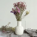 White ceramic vase with handmade texture and dried flowers, 20cm height and 9.2cm base - Long Neck (Grey White)