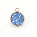 Detailed view of 12mm gold-plated round pendant with glittering blue resin stone - Light Blue (7)