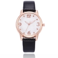 Montre à quartz élégante en or rose avec cadran floral et bracelet noir à pois - Noir
