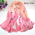 Sciarpa in chiffon rosa pesca con stampa tradizionale cinese di fiori e uccelli - Rosa Antico