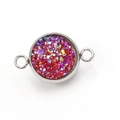 Vue macro du connecteur rond argenté avec cristal pailleté rouge pour bijoux DIY - Style Pailleté Rouge (3) / 12mm