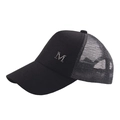 Schwarze atmungsaktive Mesh-Baseballkappe mit silberner M-Metallbuchstabendekoration - Kinder Schwarz