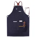 Tablier de travail en denim bleu foncé avec bretelles croisées en cuir marron et poches - Taille Unique (80x54cm) / Bleu A