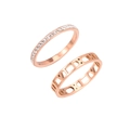 Set di due anelli in acciaio al titanio oro rosa con numeri romani e cristalli chiari - US 7 / Oro rosa