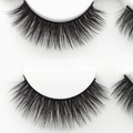 Faux cils 3D spectaculaires pour volume et longueur sur un fond blanc épuré - Style Épais (3D-X25) / 3 Paires/Pack (3D-X25)