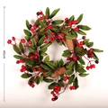 Weihnachtskranz mit 40cm Durchmesser mit roten Beeren, Zapfen und grünen Blättern - Großer Kiefernzapfen Kranz 40cm