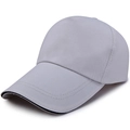 Cappellino da baseball classico a sei pannelli in cotone grigio chiaro con visiera - Regolabile / Stile Classico Tinta Unita / Grigio chiaro