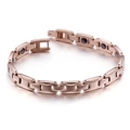 Bracciale magnetico da uomo in acciaio inossidabile oro rosa su sfondo bianco - Oro rosa