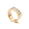 Breiter Ring aus gebürstetem Gold-Edelstahl mit vier quadratischen Kristallsteinen - US 7 / Ingwergelb