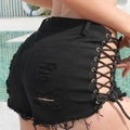 Pantaloncini di jeans neri con lacci laterali e dettagli strappati sul retro - M / Nero