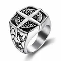 Vintage silver nautical compass signet ring for men made of brushed stainless steel - US 7 / Steel