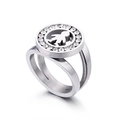 Anillo de acero de titanio plateado con cara redonda de diamantes y diseño de silueta - US 7 / Color Acero (KR47907-K)