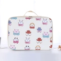 Bolsa de viaje beige con dibujos de animales y asas reforzadas para organización - Beis Dibujos Animados