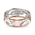 Bague bicolore en or rose et argent avec motifs floraux en zircone sur fond blanc - US 7