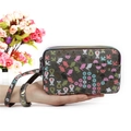Monedero de tres capas con estampado de conejo y cremalleras de colores en gris - Conejo Lindo & Bosque