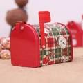 Weihnachts-Geschenkbox aus Blech im Postfach-Stil in Rot mit Weihnachtsmann-Motiven - Cartoon Karo Briefkasten Blechdose / Rot