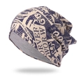 Gorro beige con estampado de periódico azul oscuro y forro gris suave - Talla única / Azul Marino