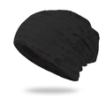 Detalle de gorro de punto negro estilo slouchy con diseño de agujeros abiertos modernos - Talla única / Negro