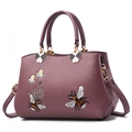 Borsa a mano viola in ecopelle con ricami floreali di api e dettagli dorati - Stile C Ape Doppia Viola