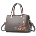 Borsa a mano grigia in ecopelle con ricamo floreale e motivo a farfalla per donna - Stile B Ricamo Grigio