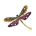 Squisita spilla a libellula in lega dorata con strass colorati su uno sfondo bianco - Libellule Colorate