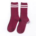 Calze classiche a coste rosso vino con strisce bianche in stile college per look sportivo - Taglia unica / Borgogna