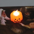 Vela LED de calabaza para Halloween naranja con cara clásica de jack-o-lantern - Estilo de Cara Sonriente