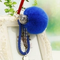 Porte-clés boule en peluche bleue avec clochette argentée et pompon élégant - Emballage unique en sac OPP / Boule de Cloche Bleu Royal Tissée