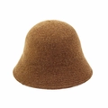 Sombrero de pescador de punto marrón para mujer con textura en espiral sobre fondo blanco - M (56-58cm) / Tostado