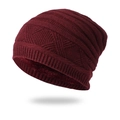 Bonnet d'hiver en tricot bordeaux avec motif géométrique et doublure polaire chaude - Bordeaux