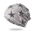 Detalle de gorro gris holgado con estrella negra y patrón de mármol agrietado - Talla única / Gris claro