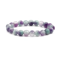 Dettaglio del bracciale in fluorite da 10mm con texture di pietre preziose viola e verdi - 10mm Pietra a Fiori
