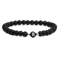 Bracciale in pietra nera opaca da 6 mm con ciondolo lettera B e distanziatori in argento - Lettera B