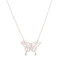 Collier avec pendentif papillon en acier inoxydable or rose sur fond blanc pur - Or rose