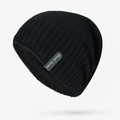 Detalle del gorro de punto acanalado negro con etiqueta de tela texto Black humor - Negro