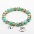 Bracciale yoga con perline di amazzonite 8mm e ciondoli Albero della Vita e fiore - Pietra naturale