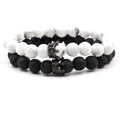 Lot de bracelets en perles de lave noire et pierre blanche marbrée avec couronne - Pierre de Lave + Howlite Blanche Couronne Noire