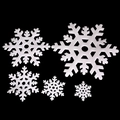 Detalle de 5 copos de nieve de fieltro blanco para decoración navideña de escaparates - Juego de 5 piezas de copos de nieve blancos