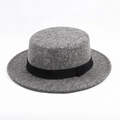 Cappello boater classico in feltro di lana grigio con tesa larga e nastro nero per uomo e donna - Top Piatto Grigio Sfumato + Cinturino / Taglia Unica 58cm