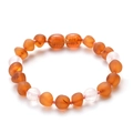 Bracciale per neonati in ambra e quarzo rosa con perle opache e chiusura a vite sicura - Bracciale in Quarzo Rosa e Ambra