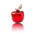Détail d'une breloque pomme en émail rouge avec feuille argentée et zircons - Pomme Rouge avec Strass