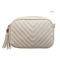 Borsa a tracolla trapuntata bianco sporco con finiture dorate e nappa in pelle - Bianco Sporco