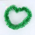 Ghirlanda natalizia verde a forma di cuore in PVC lucido per decorazioni festive e feste - 2 Metri / Verde