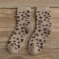 Thick autumn winter khaki leopard print crew socks made of warm cotton blend fabric - One Size / Light Coffee