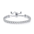 Dettaglio del bracciale tennis regolabile con zirconi cubici a taglio rotondo da 4 mm - Zircone Bianco - Argento