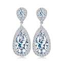 Boucles d'oreilles goutte d'eau classiques en argent avec zircons pour soirée mariée - Blanc